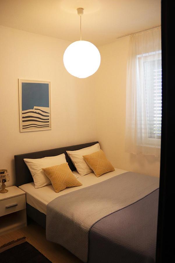 Apartment Doris ชิเบนิก ภายนอก รูปภาพ